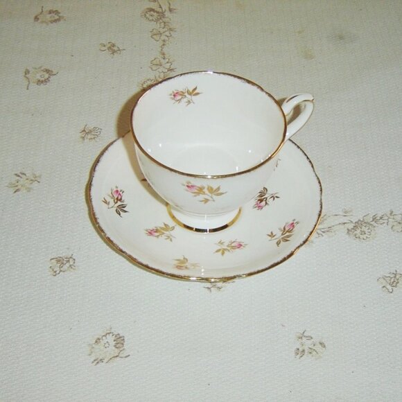 Royal Stafford pink Rosebud gold leaves cup and saucer VGU - Picture 4 of 6
